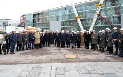 El Museo de Bellas Artes de Bilbao celebra el hito de la colocación del primer pilar en “V” de la estructura para su ampliación